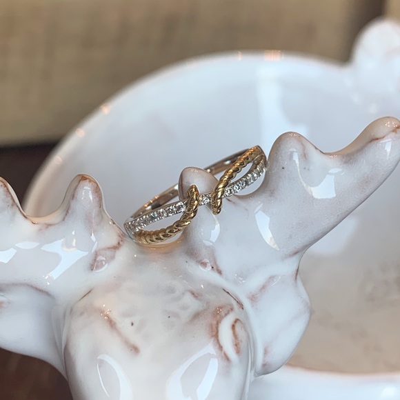 14K Diamond Two-Tone Ring - Picture 9 of 9